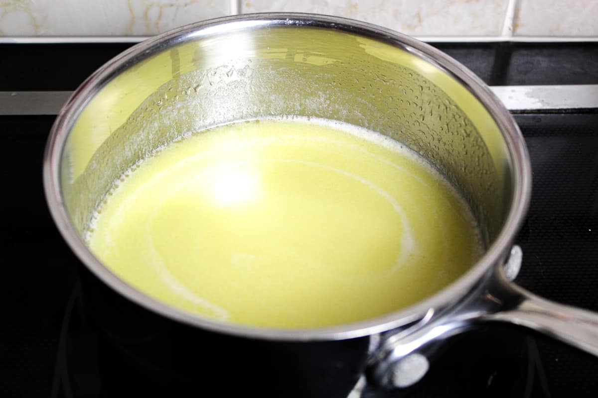 Finished lemon sauce in pan on stove