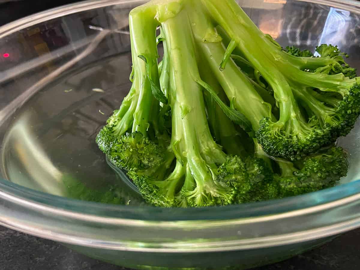 Broccoli in ice cold water