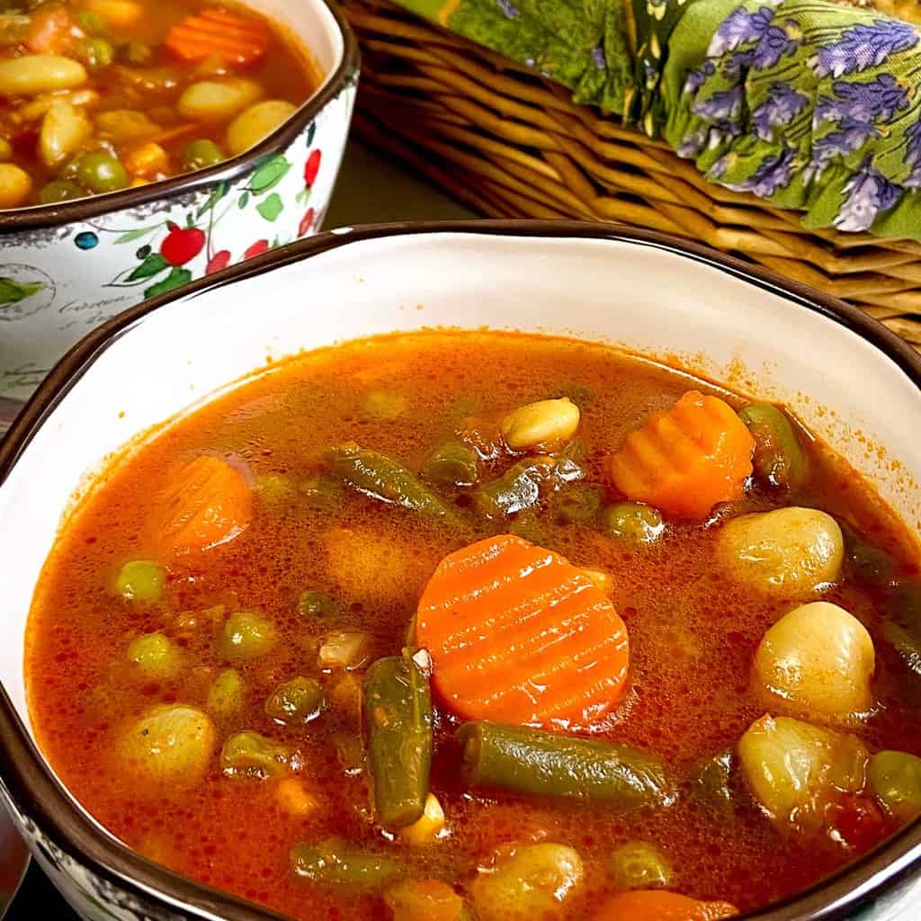 Bowl of vegetable soup.