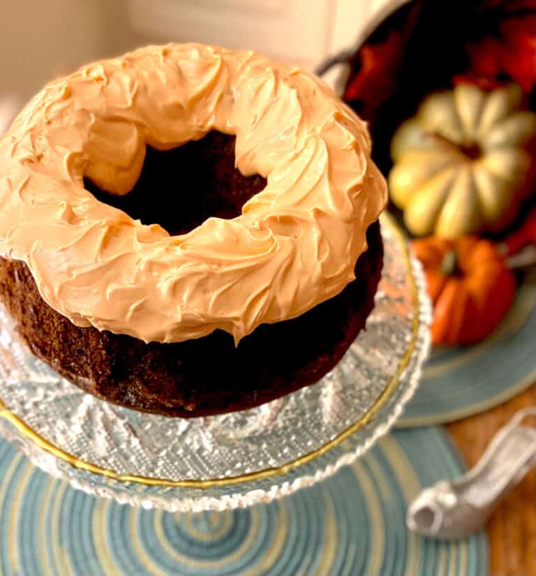 Pumpkin Bundt Cake (Cinderella Cake)