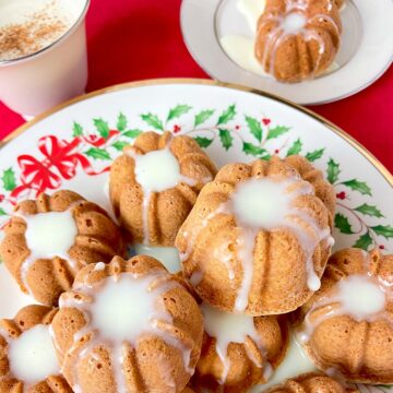Mini eggnog cakes on Christmas plate.