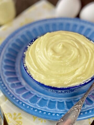 Mayonnaise in blue and white decorative bowl.