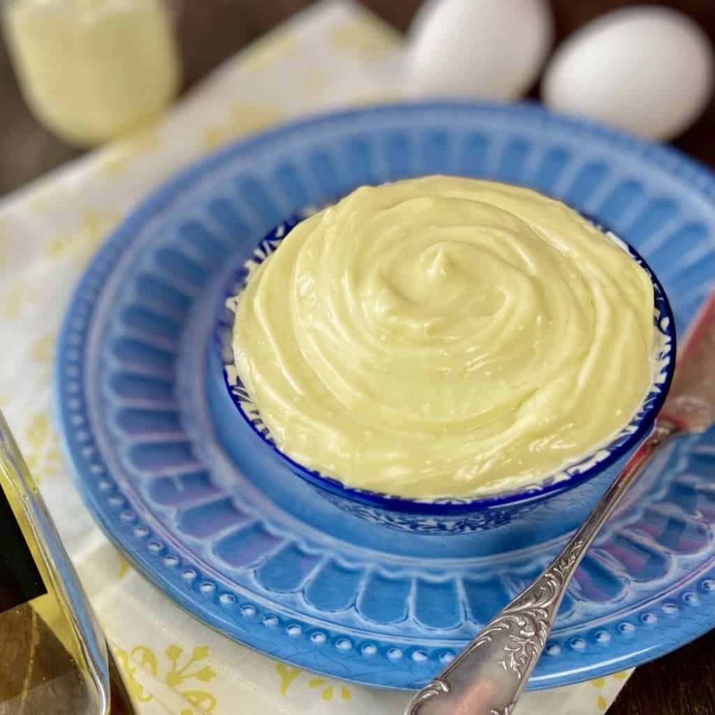 Lemony Mayonnaise Recipe - Blue Plate Mayonnaise