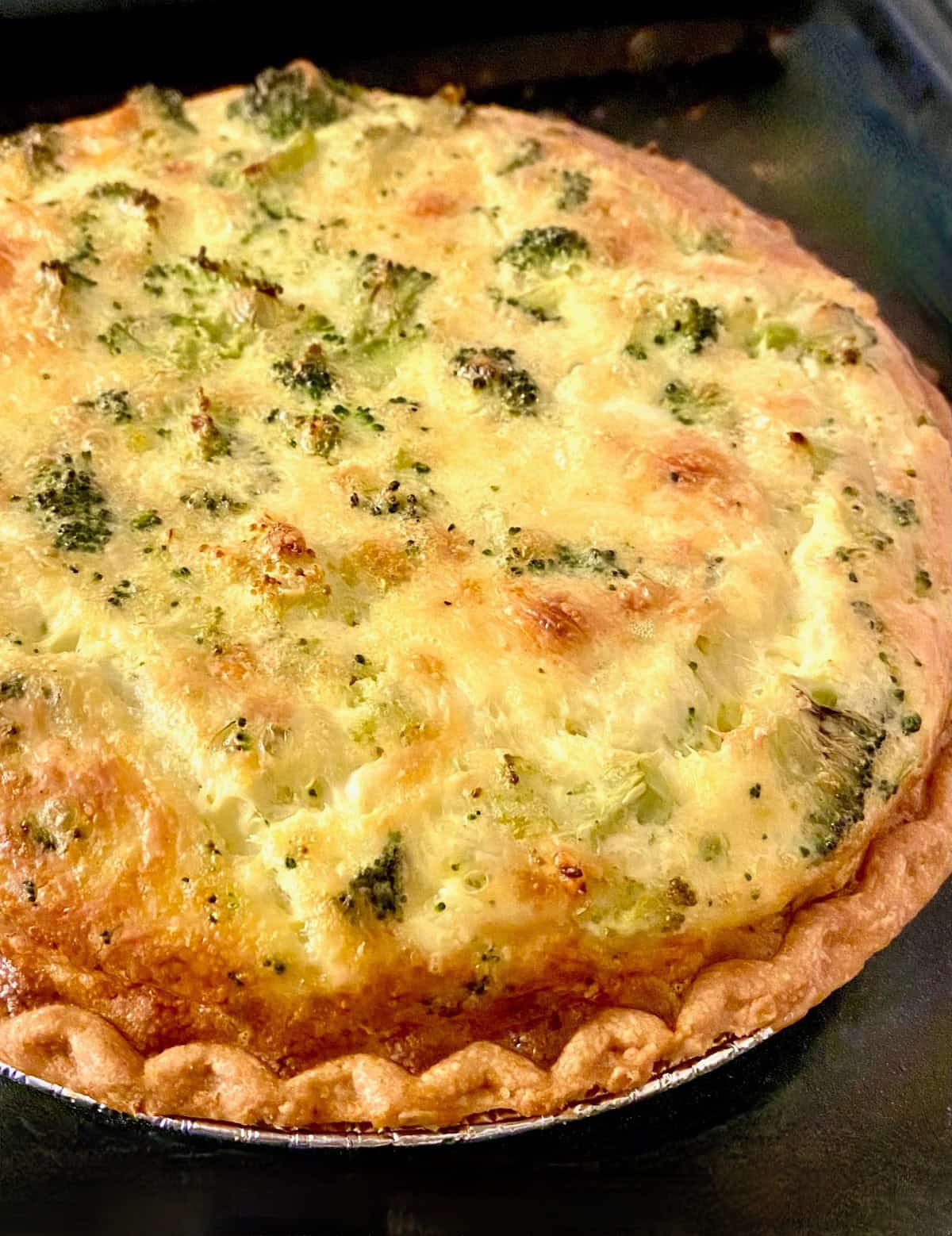 Broccoli quiche in pie pan